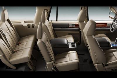 Philadelphia by yourself with English Chauffeur by SUV Philadelphia by yourself with English Chauffeur by SUV