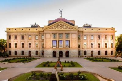 Phoenix Scavenger Hunt: Arizona Phoenix Scavenger Hunt: Arizona's Capitol Sights