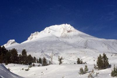 Private Mt Hood Waterfall Tour with Lunch and Wine Tasting Private Mt Hood Waterfall Tour with Lunch and Wine Tasting