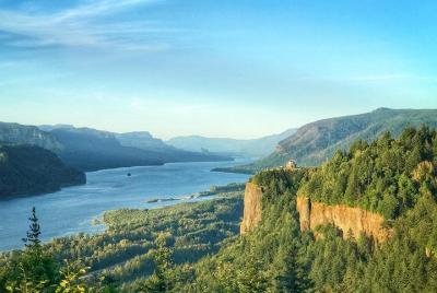 Hike and Bike Tour to Columbia River Gorge Waterfalls Hike and Bike Tour to Columbia River Gorge Waterfalls