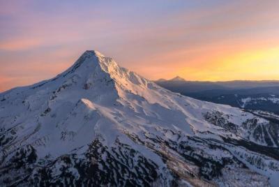 Exclusive Mount Hood & Columbia River Gorge Air Tour Exclusive Mount Hood & Columbia River Gorge Air Tour