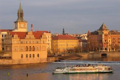 Prague Sightseeing Tour Including Vltava River Cruise Prague Sightseeing Tour Including Vltava River Cruise