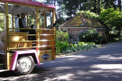 Pink Trolley City Tour of Portland with Gray Line - 10am Pink Trolley City Tour of Portland with Gray Line - 10am