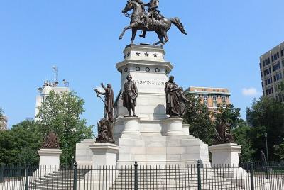 Capitol Square and Capitol Building Walking Tour Capitol Square and Capitol Building Walking Tour