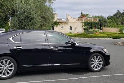 8 Hour Private Napa Wine Tasting Tour with Pre-Set Stops 8 Hour Private Napa Wine Tasting Tour with Pre-Set Stops