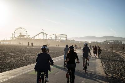 Santa Monica and Venice Beach Bike Adventure Tour Santa Monica and Venice Beach Bike Adventure Tour