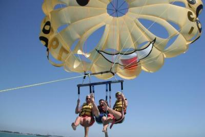 Earlybird/Morning Parasailing above the Gulf of Mexico Earlybird/Morning Parasailing above the Gulf of Mexico