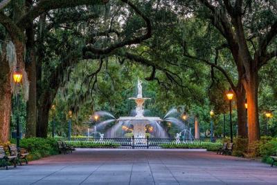 Savannah Scavenger Hunt: Historic Savannah Adventure Savannah Scavenger Hunt: Historic Savannah Adventure