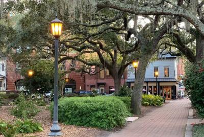 Self-Guided  Self-Guided 'Old Squares of Savannah' Solo Walking Tour