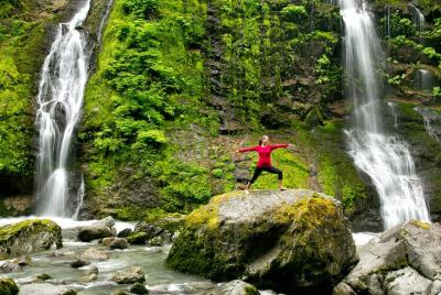 Cascadia Country Yoga Tour
