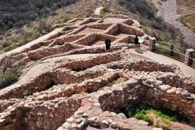 Montezuma Castle - Tuzigoot National Monument Private Luxury Car Tour Montezuma Castle - Tuzigoot National Monument Private Luxury Car Tour