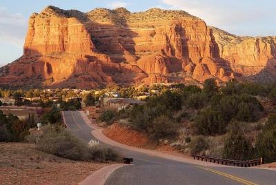 Sedona Scenic Half-Day Private Luxury Car Tour Sedona Scenic Half-Day Private Luxury Car Tour