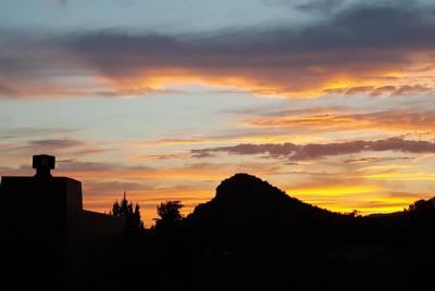 Private 2-Hour Sedona Vortex Sunset Tour Private 2-Hour Sedona Vortex Sunset Tour