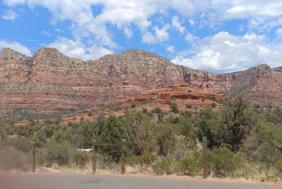 Private 2-Hour Sedona Bell Rock or Cathedral Vortex Journey & Meditation Private 2-Hour Sedona Bell Rock or Cathedral Vortex Journey & Meditation