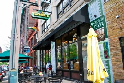 St. Louis Bar Hunt: Saucy St Louis Bar Crawl St. Louis Bar Hunt: Saucy St Louis Bar Crawl