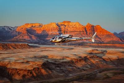 55 Mile - Helicopter Tour Around Zion National Park 55 Mile - Helicopter Tour Around Zion National Park