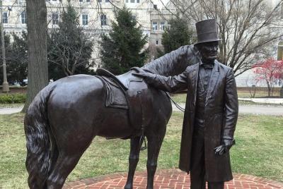 Private Civil War Tour of Washington DC by Luxury Car