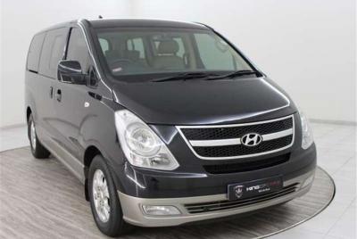 airport shuttle Marrakech to city center hotels & riads 