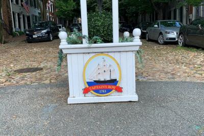 1-Hour Walking Tour of Old Town with Plenty of Laughs