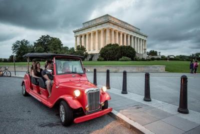 Washington DC Monuments by Moonlight Electric Cart Tour