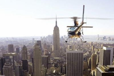 Private New York City Helicopter Tour from Westchester (3-5 Peopl