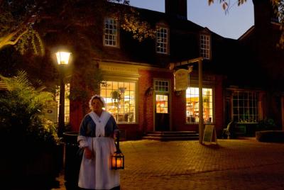 Williamsburg Ghosts, Witches and Pirates Tour Williamsburg Ghosts, Witches and Pirates Tour