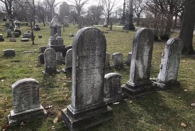 Haunted History Trolley Tour in Wisconsin Dells