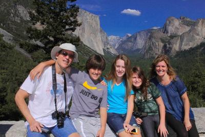 Private Family Photo Day in Yosemite Private Family Photo Day in Yosemite