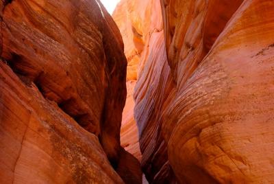 1-Hour Peekaboo Slot Canyon Adventure 1-Hour Peekaboo Slot Canyon Adventure