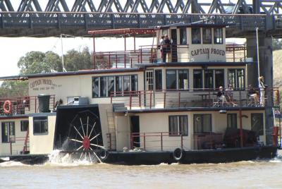 Live Music Evening Dinner Cruise From Murray Bridge