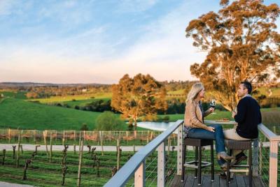 Full-Day Hahndorf and Adelaide Hills Hop-On Hop-Off Tour from Ade