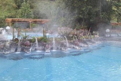 Semi-Private Tour: Night Papallacta Hot Springs Relax Semi-Private Tour: Night Papallacta Hot Springs Relax