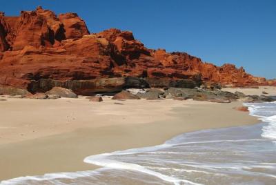 Cape Leveque 4WD Tour from Broome with Optional Return Flight Cape Leveque 4WD Tour from Broome with Optional Return Flight