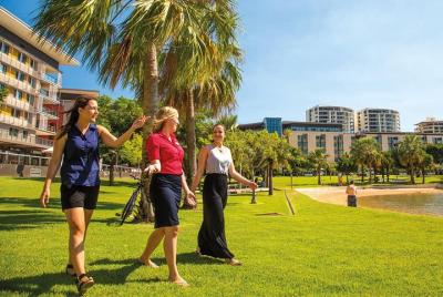 Darwin City Sightseeing Tour with Optional Sunset Cruise Darwin City Sightseeing Tour with Optional Sunset Cruise