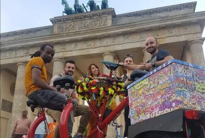 Beer Bike & Party Bike Highlights Berlin City Tour Beer Bike & Party Bike Highlights Berlin City Tour