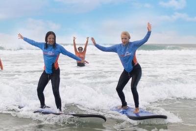 2-Hour Beginners Surf Lesson at Main Beach 2-Hour Beginners Surf Lesson at Main Beach