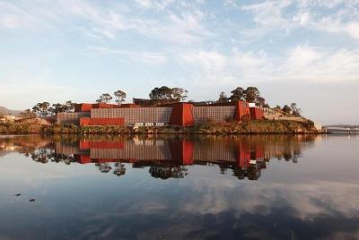 Hobart City Sightseeing Tour Including MONA Admission Hobart City Sightseeing Tour Including MONA Admission