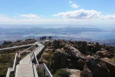 kunanyi / Mt Wellington Explorer Bus - 2 Hour Return Tour kunanyi / Mt Wellington Explorer Bus - 2 Hour Return Tour