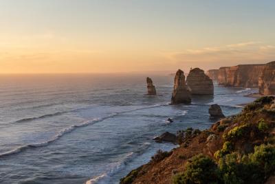 Full-Day Great Ocean Road and 12 Apostles Sunset Tour from Melbou Full-Day Great Ocean Road and 12 Apostles Sunset Tour from Melbou
