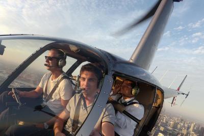 Melbourne and Port Phillip Bay Helicopter Tour