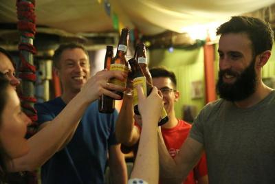 Afternoon in Melbourne - Private Booze and History Tour with a dr