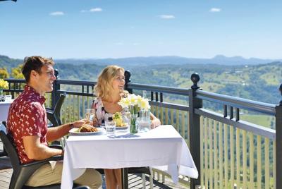 Sunshine Coast Wine Tour | Private Tour Inc. Two-Course Lunch &Tastings Sunshine Coast Wine Tour | Private Tour Inc. Two-Course Lunch &Tastings