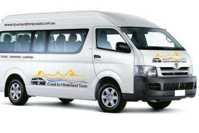 11 Seat Minibus | Sunshine Coast Airport Private Transfer  11 Seat Minibus | Sunshine Coast Airport Private Transfer