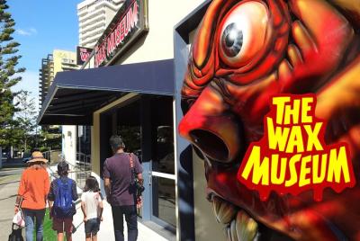 Skip the Line:Wax Museum Ticket-World in Wax & Guided Tour of Cha Skip the Line:Wax Museum Ticket-World in Wax & Guided Tour of Cha