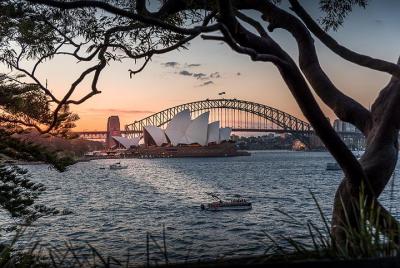 Brilliant Sunset Sydney Harbour and Night Photography Tour