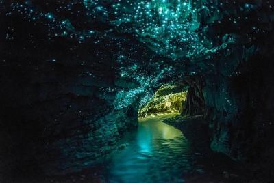3-Day Waitomo, Rotorua & Hobbiton Tour from Auckland 3-Day Waitomo, Rotorua & Hobbiton Tour from Auckland
