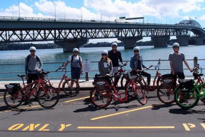 The Easy Rider: a relaxed electric bike tour ride along Auckland The Easy Rider: a relaxed electric bike tour ride along Auckland'