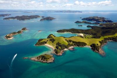 Bay of Islands "Winterless North Cruise & Island Stopover" Bay of Islands