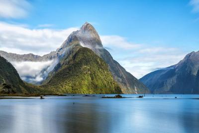 4 Day Queenstown, Milford Sound and Glacier Highlights from Chris