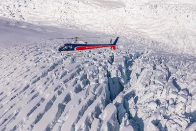 Twin Glacier Helicopter Flight departing Fox Glacier Twin Glacier Helicopter Flight departing Fox Glacier